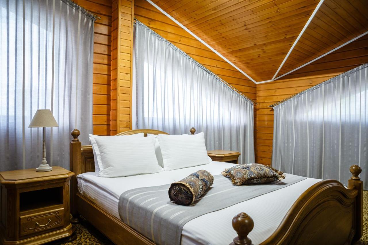 Guest House Chalet Taraz Exterior foto